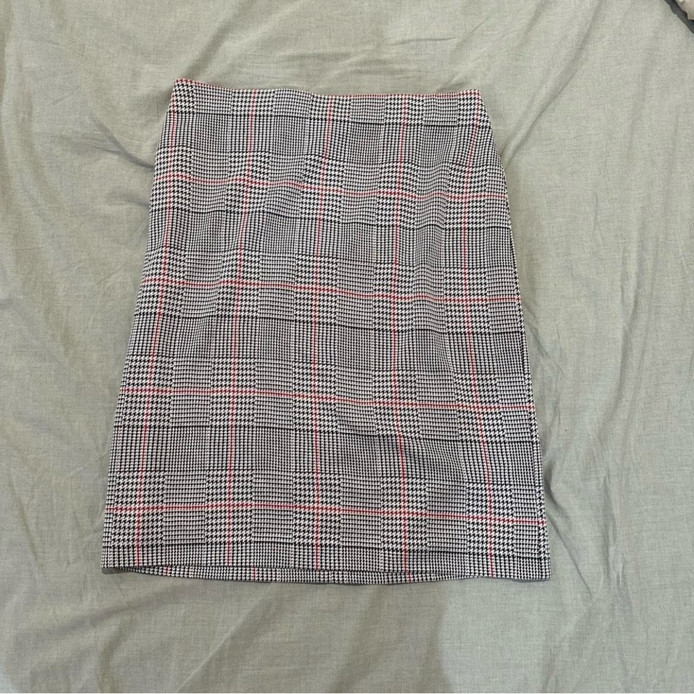 Nine West Plaid Houndstooth Body Con Midi Skirt